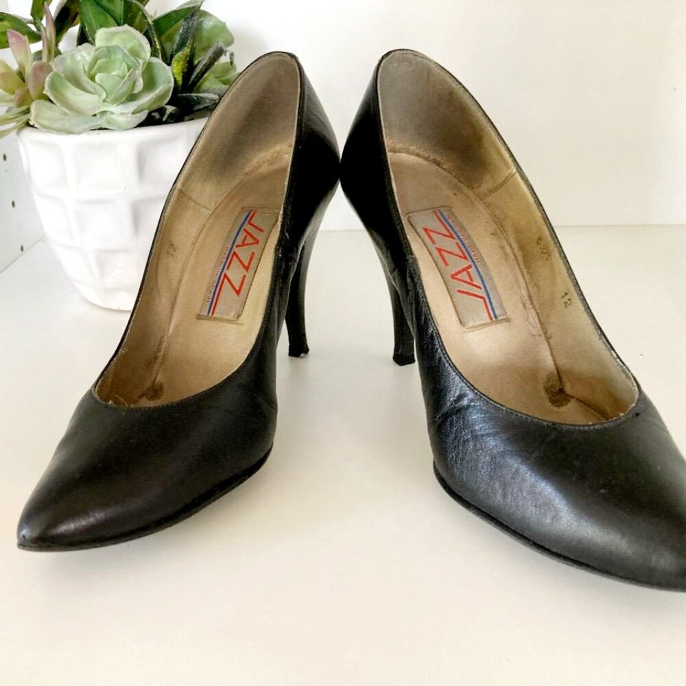 Black Leather High Heeled Pump